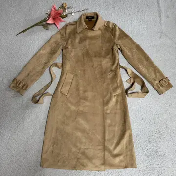 베이지 스웨이드 트렌치코트