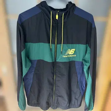 [ 새상품급 ] new balance 나일론 자켓 L 사이즈