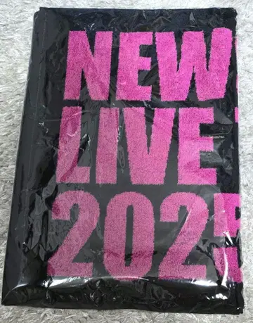 NEWS LIVE TOUR 2025 변신 타월