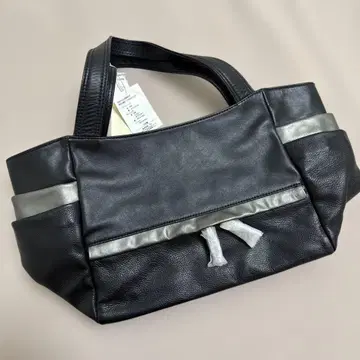파피요네 천연 가죽 가죽 토트 블랙