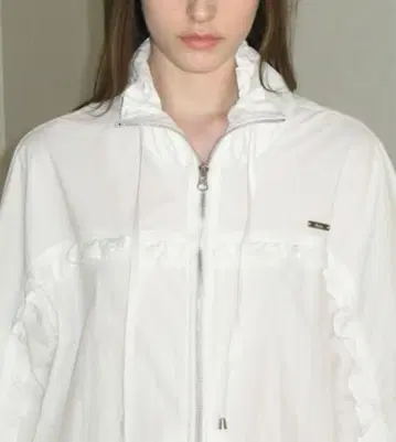 [SINOON] CIRCLE LINE FRILL WINDBREAKER
