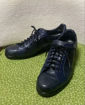 마드라스 LUTE CIA 가죽 스니커즈