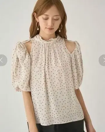 SNIDEL 스나이델 2way 볼륨 슬리브 블라우스 도트