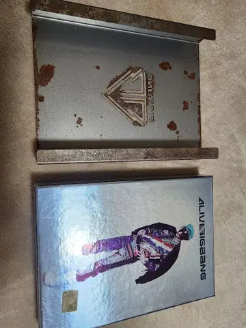 BIGBANG ALIVE CD TOP 버전