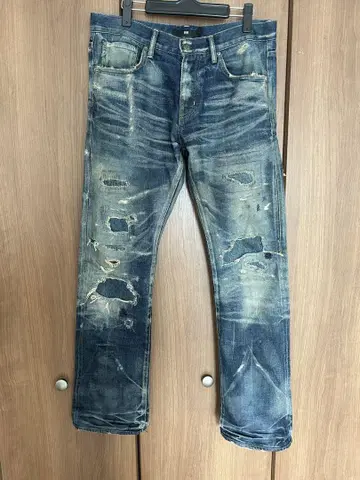 PLEIN 데미지 가공 스트레이트 데님 플레인 3