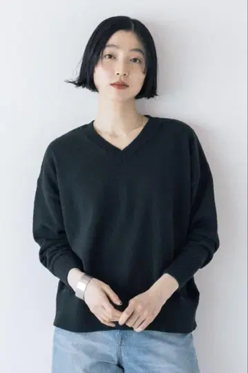 북유럽 생활 잡화점 V넥 코튼 니트