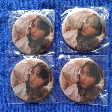 아이다 리카코 캔 배지 4