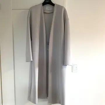 TIARA 그레이지 롱 코트