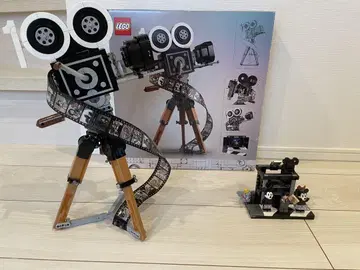 디즈니 트리뷰트 100주년 기념 LEGO 피규어 포함