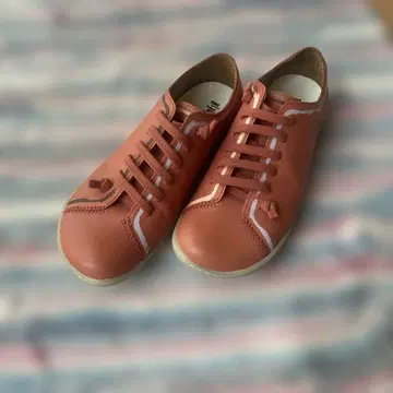 CAMPER 캠퍼 페우카미 38