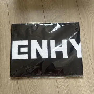 ENHYPEN WORLD TOUR 슬로건 타월