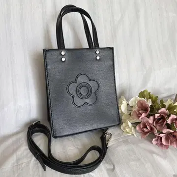 새상품급 MARY QUANT 데이지 초파 숄더백