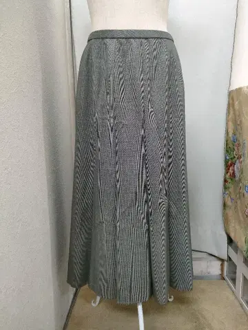 레리안 그레이 롱 스커트