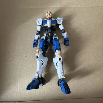 HG 건담 단탈리온