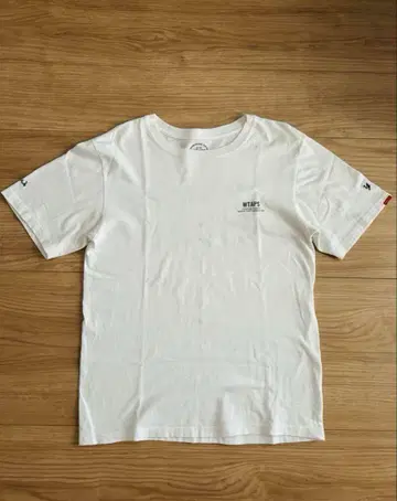 W스 티셔츠