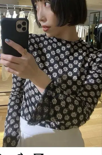 FLOWER LACE TOPS