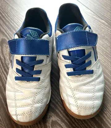 엄브로 실내 풋살 신발 화이트/블루 19cm