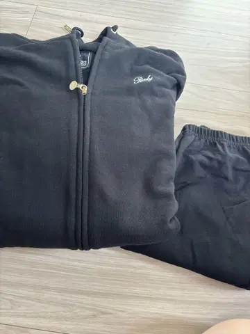 Rady 블랙 셋업 S 사이즈