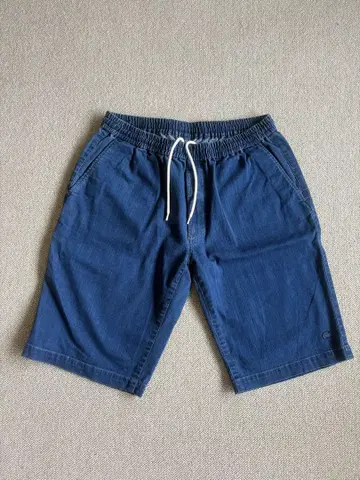 라코스테 숏팬츠 허리밴딩 네이비