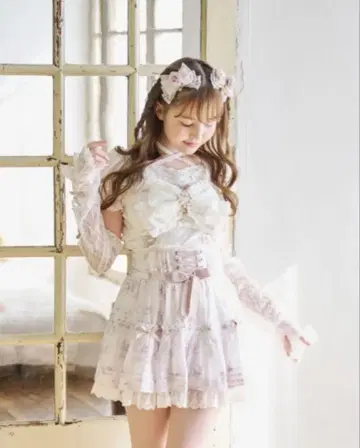 Liz lisa 암워머 부착 뷔스티에 상의 화이트