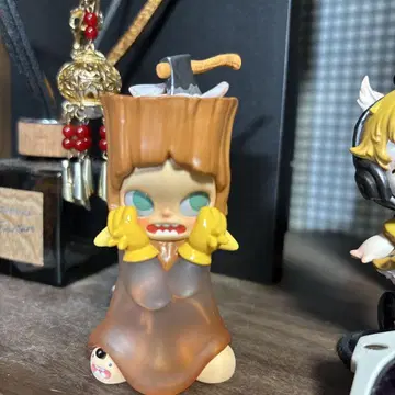 POP MART 피규어 약 10cm
