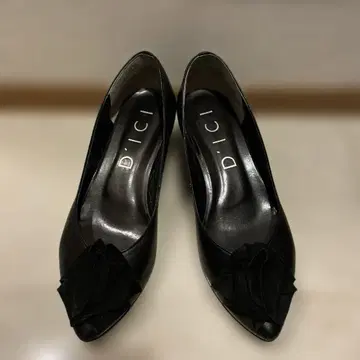 D'ICI 디시 펌프스 블랙 천연 가죽 새상품급 24cm