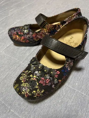개성 있는 꽃무늬 귀여운 벨트 포함 22cm