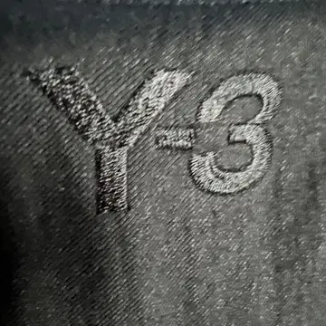 Y-3 스컬 프린트 블랙 아우터