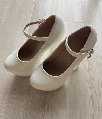 웨딩 슈즈 22.5cm 15cm 힐