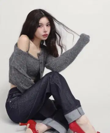 미사용 새상품 Darich 샤기 니트 앙상블 그레이