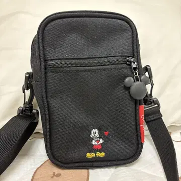 Manhattan Portage 미키 콜라보