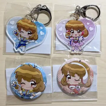 컬렉터 유이 리리복권 온라인 복권 키링&캔뱃지 4종 세트