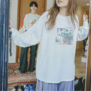 니코앤드 티라상 플랜츠 사진 풀오버 긴팔 T셔츠 화이트