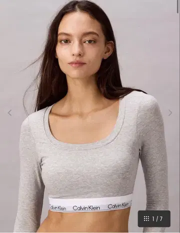 Calvin Klein 롱 슬리브 아웃 푸시 브라렛