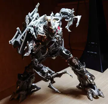 트랜스포머 MPM-8 메가트론