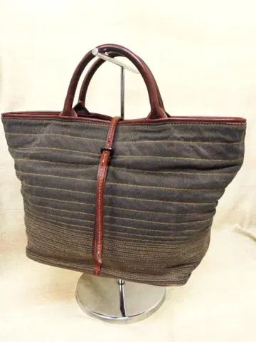 genten 스티치 디자인의 토트백