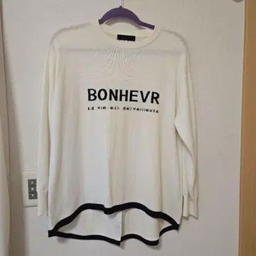 BONHEVR 아이보리 스웨터 긴팔