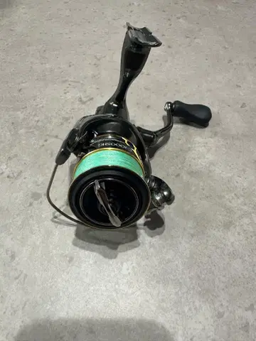 SHIMANO 20TWIN POWER C2000SHG 낚시릴