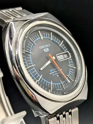 1970년제 세이코 5 스포츠 데이데이트 6106-8560 자동 와인딩