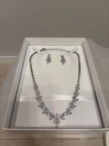 LoveTiara 브라이덜 액세서리 목걸이 귀걸이 세트
