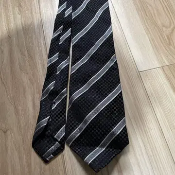 Ermenegildo Zegna 스트라이프 넥타이