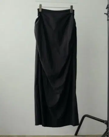 anuke 나일론 타이트 스커트  Tuck Long Skirt
