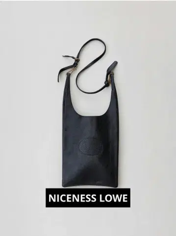 LOWE / 로우 호스 가죽 NN 숄더백