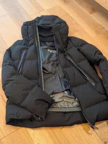 DESCENTE MOUNTAINEER 마운테니어 블랙 M