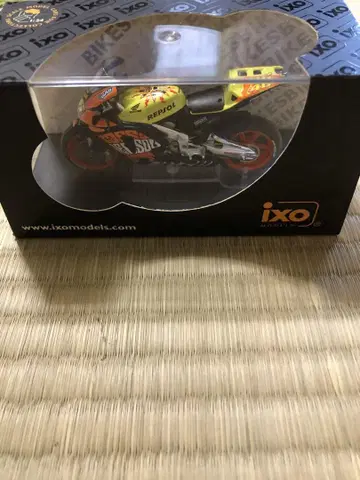 ixo 혼다 RC211V #46 V.RossI MotoGP2003