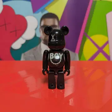 BE@RBRICK SERIES 22 SECRET BOY LONDON