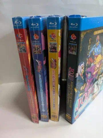 해외판 죠죠의 기묘한 모험 Blu-ray 세트