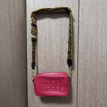 MARC JACOBS 핑크 숄더백