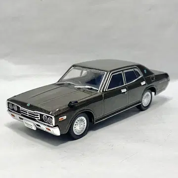 일본산 명차 컬렉션 닛산 글로리아 1975 1/43 모형 구형 자동차