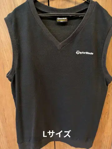 TaylorMade 블랙 V넥 베스트 L
